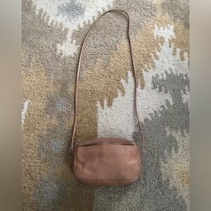 BAGGU 'Mini' Leather Zip Top Crossbody Bag Purse Tan Brown